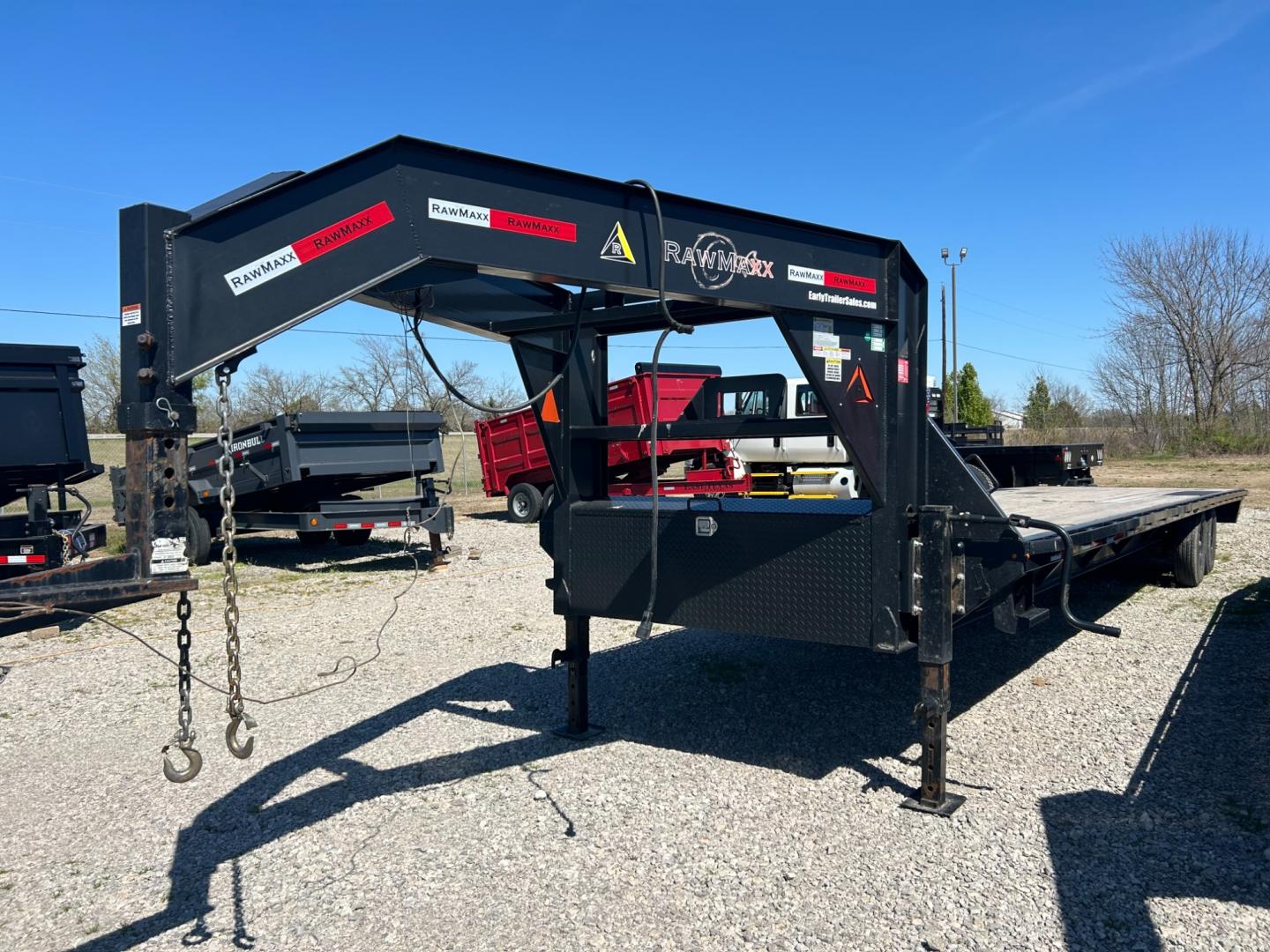 2021 BLACK RAW MAXX GOOSENECK (3EVGF3425N1) , located at 17760 Hwy 62, Morris, OK, 74445, 35.609104, -95.877060 - 2021 RAWMAXX GOOSENECK TRILER IS 34X8.5 FT. GVWR IS 14,000 $9,300 CALL RUSS OR JONA AT 918-733-4887 - Photo#0